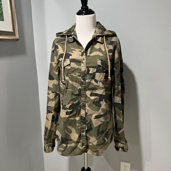 Wet Seal 100% Cotton Hooded Camouflage Button Up Long Sleeve Shirt Size Large - Picture 2 of 7